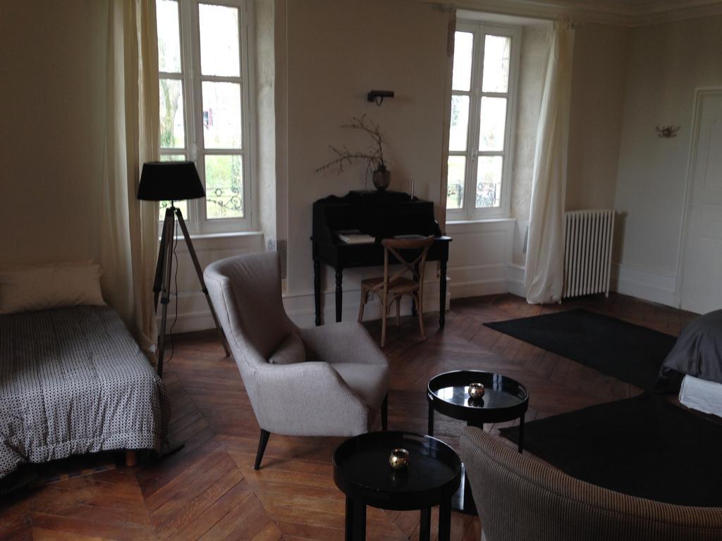 Les Chambres D'Hotes Du Bois Joli ซีมูร์-ออง-โอซัวร์ ภายนอก รูปภาพ